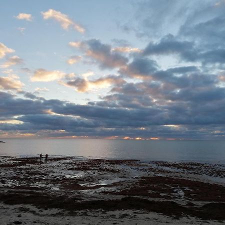 Ker Roy 500M De La Plageサルゾー エクステリア 写真